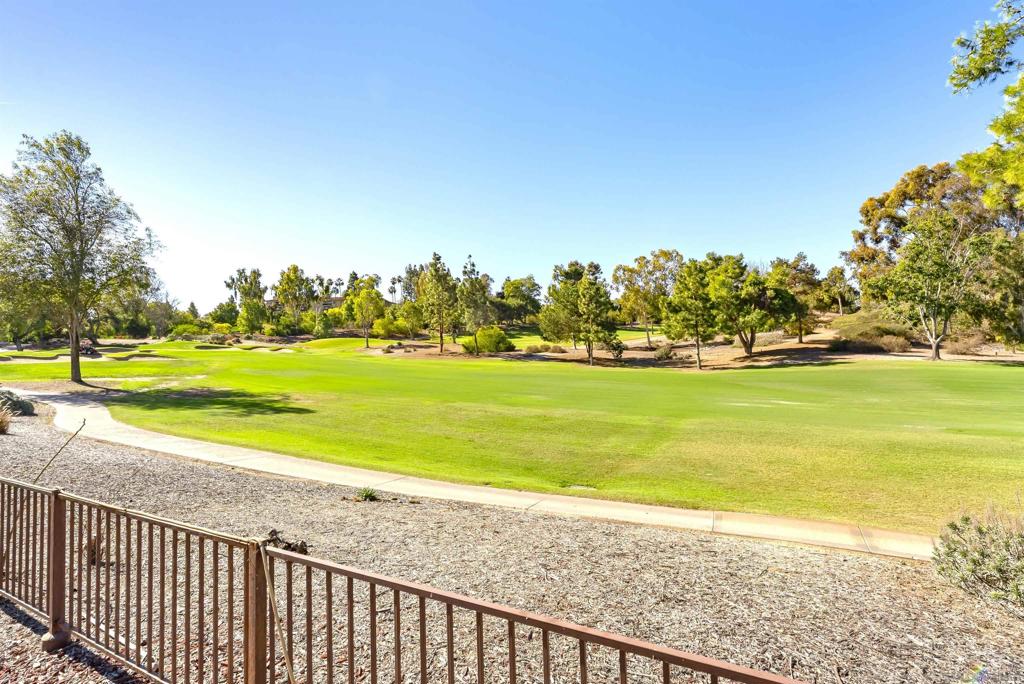 MLS #250043588SD image #12