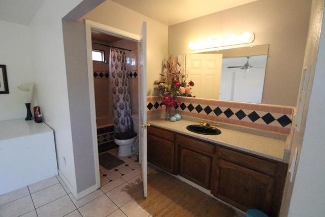 605 N Mildred Avenue, King City CA: https://media.crmls.org/mediaz/3bb39ef7-823d-4976-921f-9d2d11dbc2df.jpg