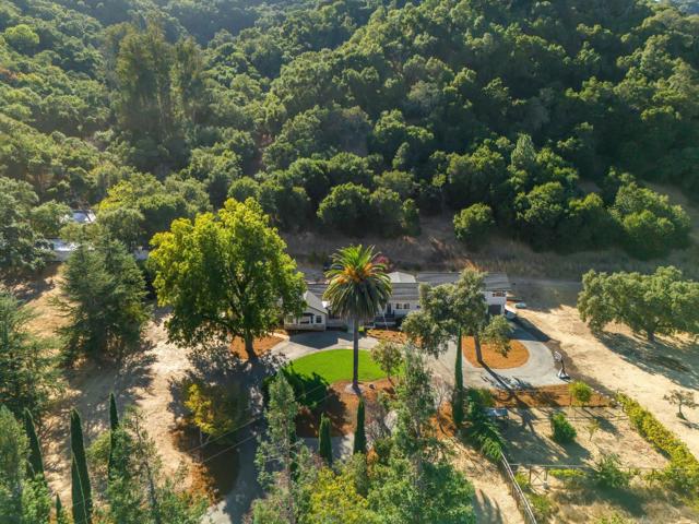 16035 Oak Glen Avenue, Morgan Hill CA: https://media.crmls.org/mediaz/3bb3a32b-ddea-417e-80eb-79e740333809.jpg