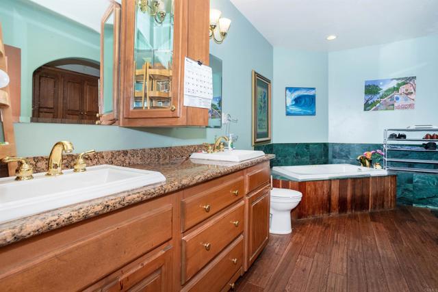 Detail Gallery Image 14 of 25 For 537 Hoover St, Oceanside,  CA 92054 - – Beds | – Baths