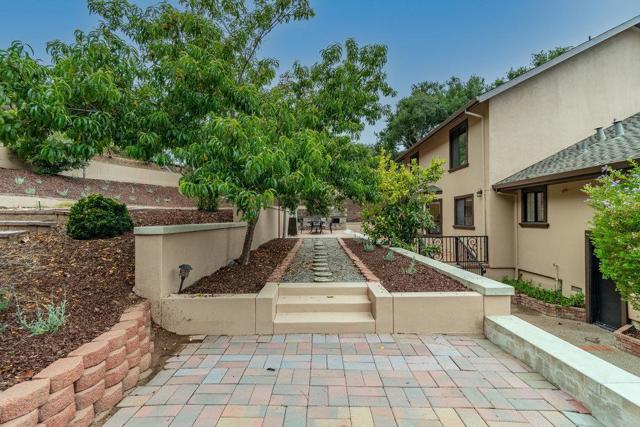 6020 Sherry Lee Lane, Salinas CA: https://media.crmls.org/mediaz/3bb43889-aad3-49d0-a400-e5fa604f6dbe.jpg