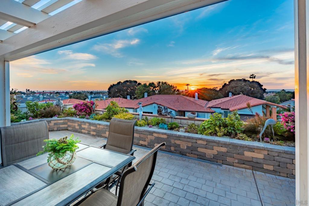 6751 Russelia Ct, Carlsbad, CA 92011