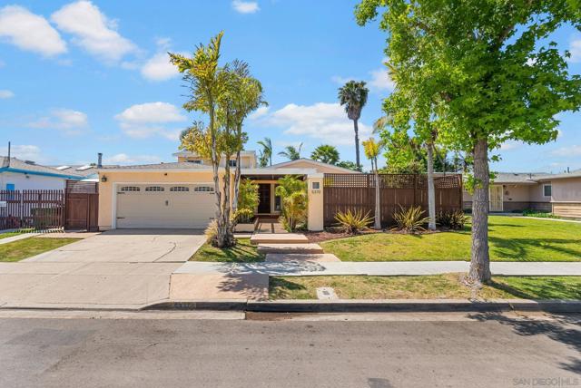 5370 Redding Rd, San Diego CA: https://media.crmls.org/mediaz/3bb648e2-9899-4663-b51d-8c3f2f7146e9.jpg