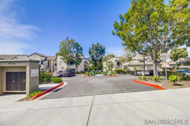 3534 Caminito El Rincon, San Diego CA: https://media.crmls.org/mediaz/3bb70a02-9904-4639-8fcd-5790bb6038a6.jpg