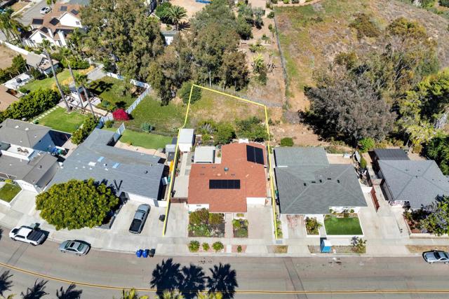 3467 Shawnee Rd, San Diego CA: https://media.crmls.org/mediaz/3bb78831-a054-4b26-a4c6-758213923e17.jpg