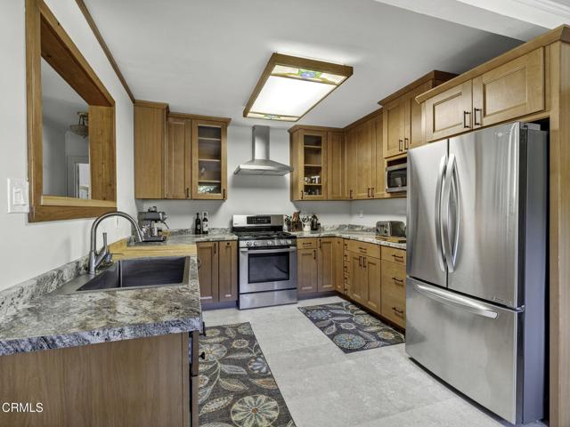 Detail Gallery Image 6 of 32 For 65235 Hwy 271, Leggett,  CA 95585 - 3 Beds | 2 Baths