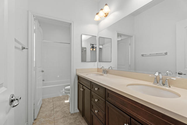 585 Via De La Paz, Palm Desert, CA 92211