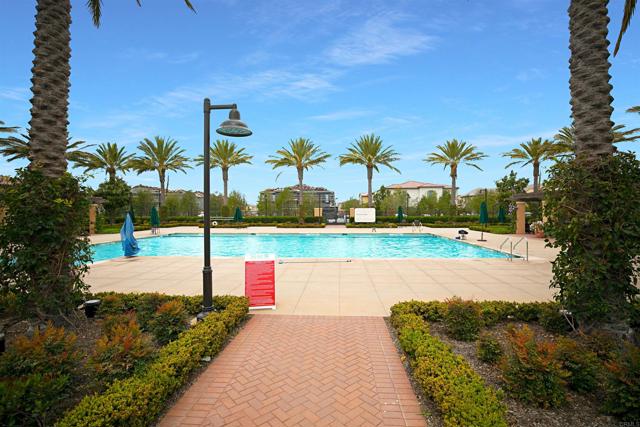 107 Starbright, Irvine CA: https://media.crmls.org/mediaz/3bb8f13e-2fd0-49bc-a8b3-c5173c8408f8.jpg