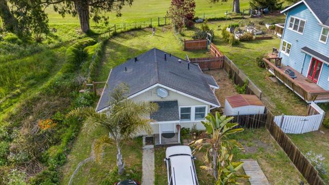 71 Spring Road, Royal Oaks CA: https://media.crmls.org/mediaz/3bb90410-1f37-47ab-a2bf-54c8e0db4398.jpg