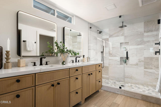 Detail Gallery Image 13 of 21 For 2851 Seahorse Ave, Ventura,  CA 93001 - 4 Beds | 3 Baths