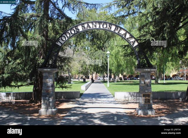 2033 Sierra Rd, Concord CA: https://media.crmls.org/mediaz/3bba5743-d6a7-4f0e-a14c-a02b9150fbca.jpg