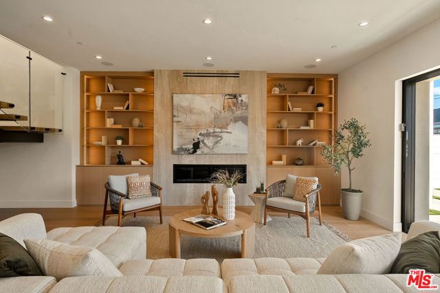 12122 Ivy Place photo 9