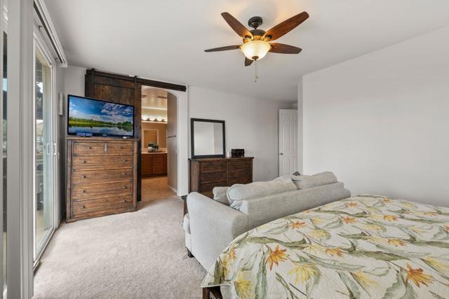 25111 Cedar Ridge Court, Wildomar CA: https://media.crmls.org/mediaz/3bbc42df-e569-419e-9469-fce78504ac3b.jpg