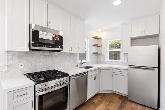 616 Redwood Ave, Redwood City CA: https://media.crmls.org/mediaz/3bbccc7a-555b-49da-a53c-40d07b36d0be.jpg