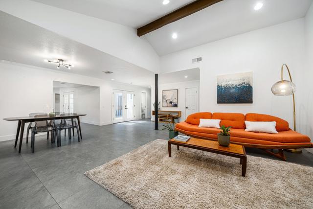 Image 9 of 44 For 27650 Hombria Drive