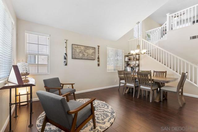 1055 Forest Hill Pl, Chula Vista CA: https://media.crmls.org/mediaz/3bbde009-3396-462a-a169-416939123675.jpg