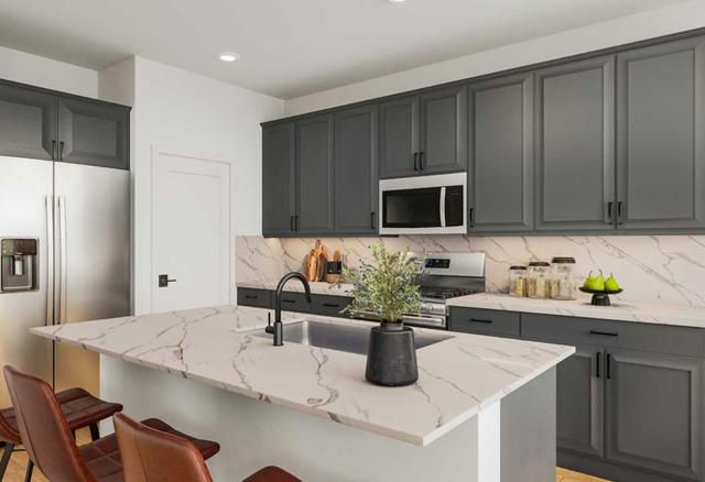 171 Dogwood Court, Hollister CA: https://media.crmls.org/mediaz/3bbe13a0-df81-449c-8a40-afdfd0f3b713.jpg