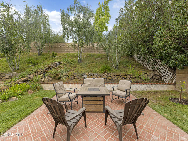 13100 View Mesa Street, Moorpark CA: https://media.crmls.org/mediaz/3bbe1f12-a2ab-4a3c-8118-0c89c06bbbad.jpg