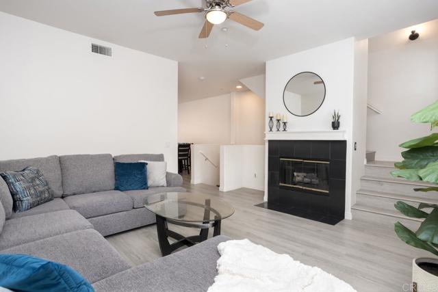 Detail Gallery Image 14 of 26 For 2203 Huntington Point Dr #4,  Chula Vista,  CA 91914 - 3 Beds | 2/1 Baths