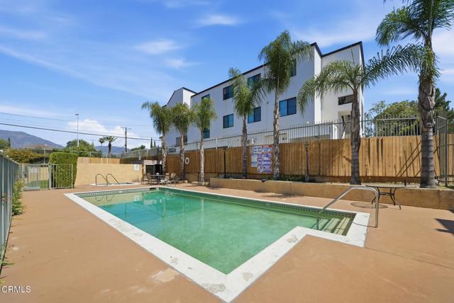 Detail Gallery Image 25 of 27 For 10260 Plainview Ave #12,  Los Angeles,  CA 91042 - 3 Beds | 2/1 Baths
