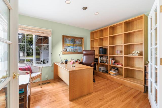 Image 16 of 44 For 20304 Carol Lane