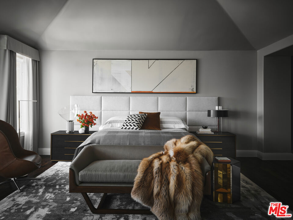 https://media.crmls.org/mediaz/3bc1bf2e-2cef-4b09-acde-8ecd842e618b.jpg?preset=X-Large