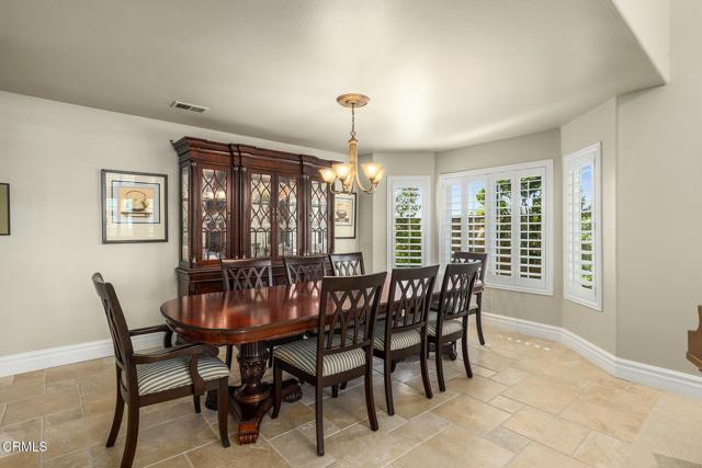 5580 Bromely Drive, Oak Park CA: https://media.crmls.org/mediaz/3bc30578-eda9-4da2-85d9-158920c3d9e0.jpg