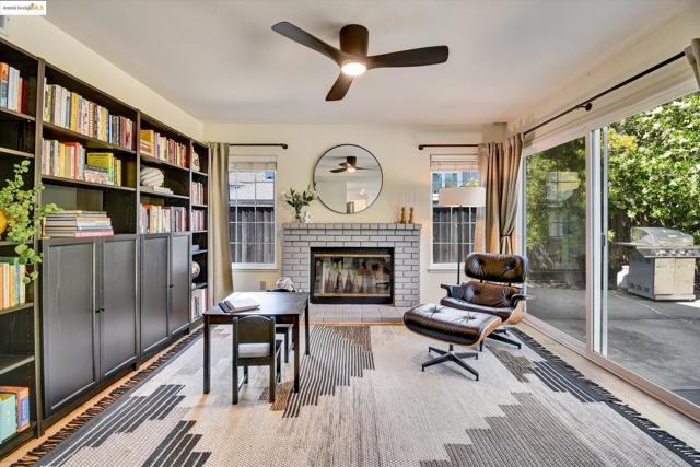 2944 Von Doolen Court, Pinole CA: https://media.crmls.org/mediaz/3bc3072f-0101-498d-95f5-54ff732c58a6.jpg
