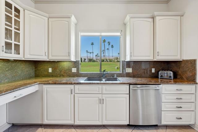 Image 13 of 62 For 47157 El Menara Circle