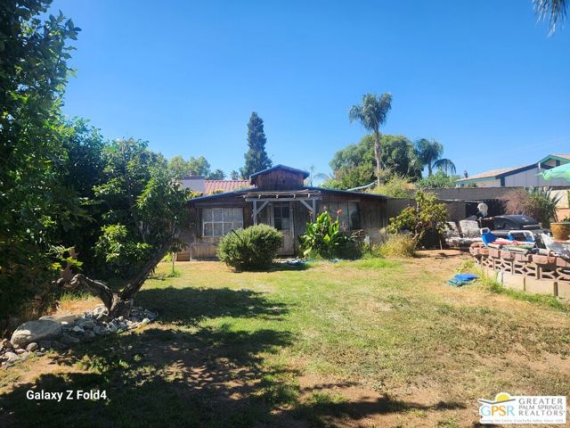 1385 Palm Avenue, Beaumont CA: https://media.crmls.org/mediaz/3bc44dec-1020-4346-a6c6-058b784cfc96.jpg