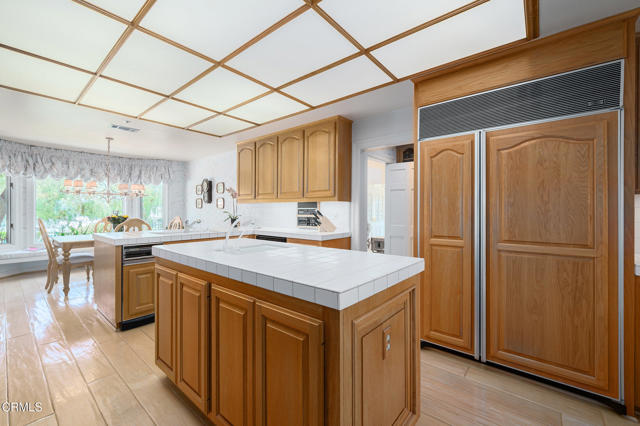 11848 Presilla Road, Camarillo CA: https://media.crmls.org/mediaz/3bc5fcec-37e6-4fbc-a9fc-b2e07aa01879.jpg