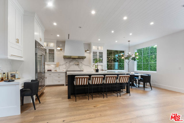 726 N Alta Vista Boulevard, Los Angeles CA: https://media.crmls.org/mediaz/3bc7591a-7f01-47fd-8eb2-236645eec4fb.jpg