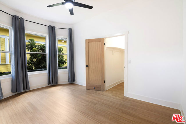 2507 E 1st Street, Los Angeles CA: https://media.crmls.org/mediaz/3bc76be7-b849-409e-a852-947e930fe206.jpg