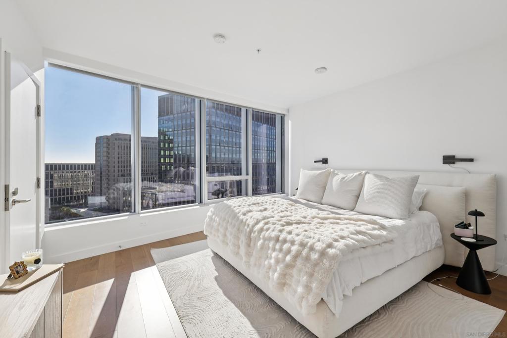 888 E St - photo 12