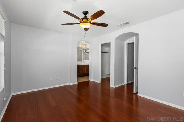1623 Gila Ct, Chula Vista CA: https://media.crmls.org/mediaz/3bc86197-ffbd-431e-9389-30dbe8236d23.jpg