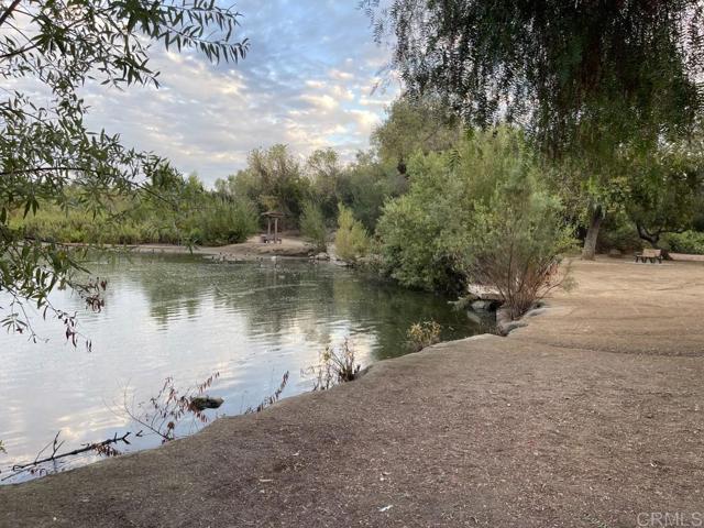 303 Amparo Drive, Escondido CA: https://media.crmls.org/mediaz/3bc89577-426a-4d85-9310-5c2f82161a44.jpg