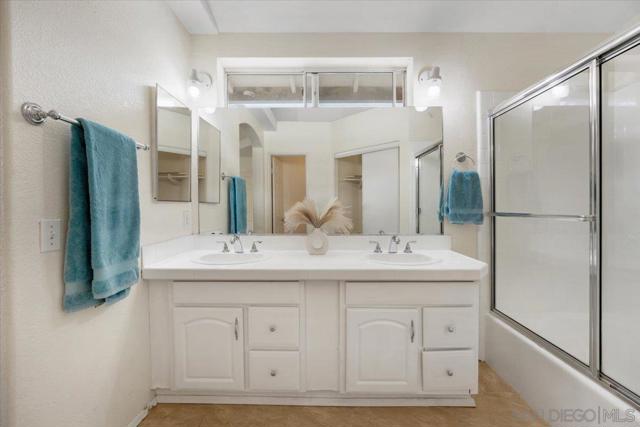 9704 Avenida Ricardo, Spring Valley CA: https://media.crmls.org/mediaz/3bc8b7cb-6113-4c5c-ab61-cc43c8299a5a.jpg