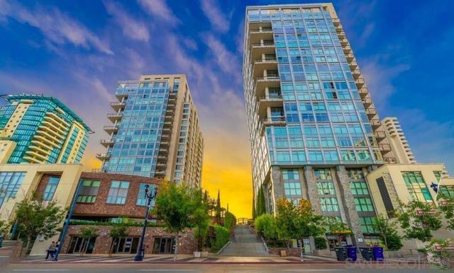 645 Front St., San Diego CA: https://media.crmls.org/mediaz/3bc90c9e-3fcc-495a-b170-1f20e72a2d3f.jpg