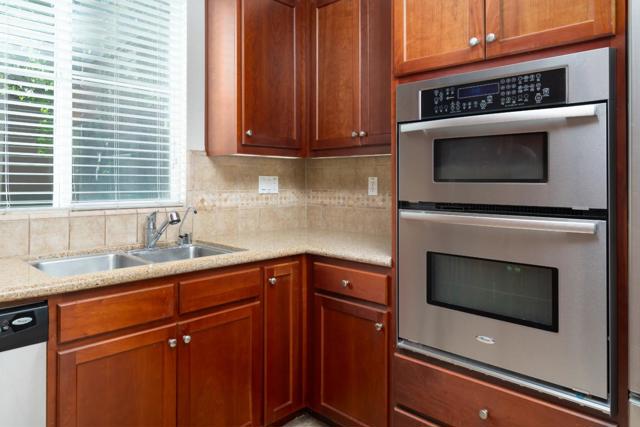 5300 Fioli Loop, San Ramon CA: https://media.crmls.org/mediaz/3bc91862-fd23-4406-87ad-900a5022a441.jpg