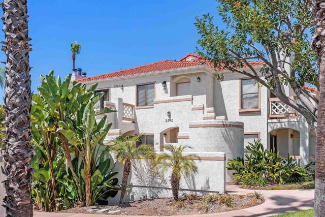 9342 Twin Trails Drive, San Diego CA: https://media.crmls.org/mediaz/3bc91b6b-24a0-4ab7-b768-a67655231a04.jpg