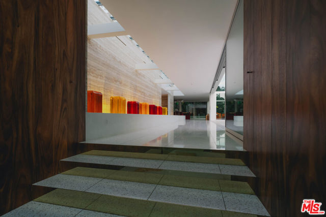 400 Castle Place photo 2