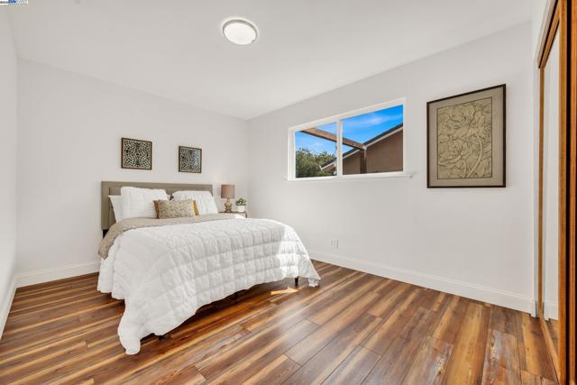 38243 Manzanita St, Newark CA: https://media.crmls.org/mediaz/3bc9d2f9-6c2d-4296-b3e2-d49595bf1d65.jpg