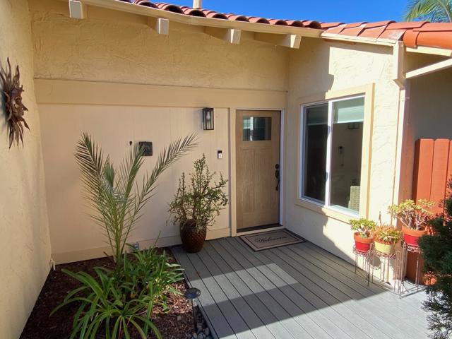 Detail Gallery Image 5 of 24 For 816 Caminito Del Sol, Carlsbad,  CA 92011 - 2 Beds | 1/1 Baths