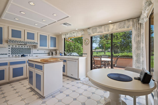 213 Calle Del Verano, Palm Desert, CA 92260
