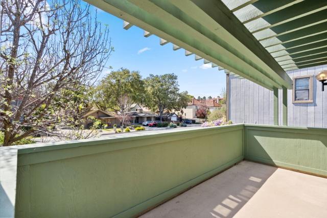 639 Middlefield Road, Palo Alto CA: https://media.crmls.org/mediaz/3bcbd670-0bc2-47a0-88d9-c6033e23b25d.jpg