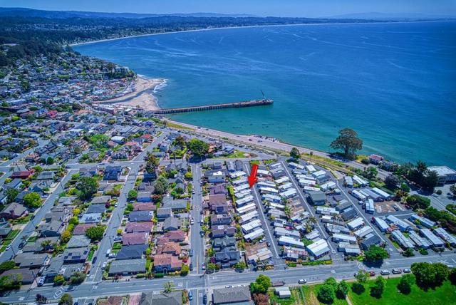 750 47th Avenue, Capitola CA: https://media.crmls.org/mediaz/3bcbe253-3286-4414-9da6-835ec2d3b657.jpg