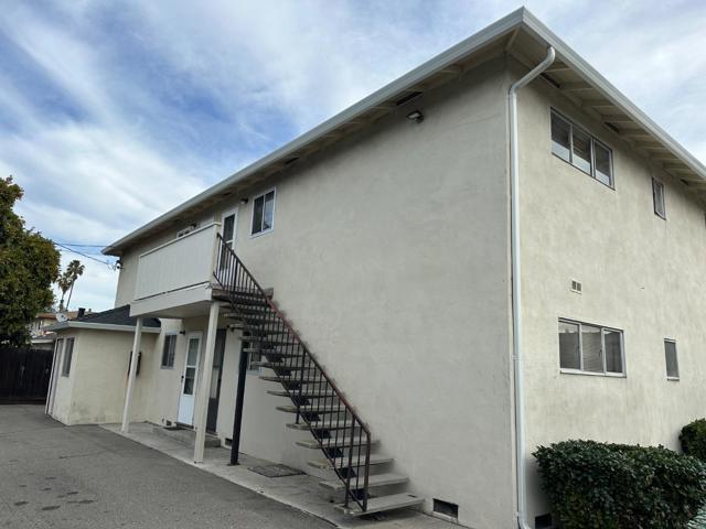 399 Dunster Drive, Campbell CA: https://media.crmls.org/mediaz/3bcc59ca-7fd6-495b-9e68-7e03338ef5b0.jpg