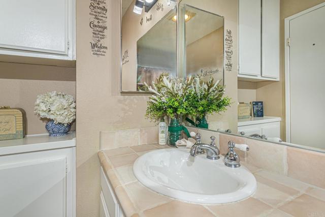 Detail Gallery Image 19 of 36 For 2946 Alanwood Ct, Spring Valley,  CA 91978 - 2 Beds | 2 Baths
