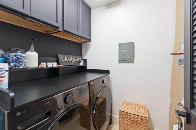 2422 N Main Street, Salinas CA: https://media.crmls.org/mediaz/3bccb3cd-334b-464c-9cf4-c5cebcf46459.jpg