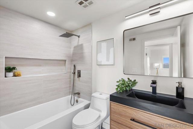 5428 Chaparajos Ct, San Diego CA: https://media.crmls.org/mediaz/3bcceee4-6473-49e4-8019-3fdbae4589a6.jpg